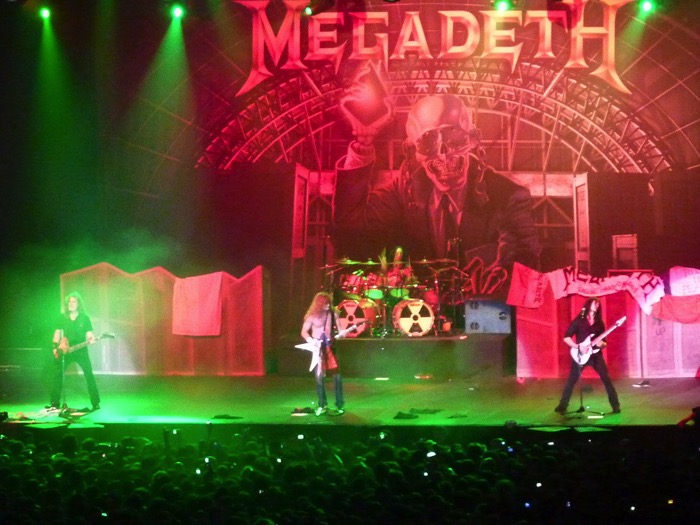 1280px-Megadeth_en_Chile_2010.jpg 1280px Megadeth en Chile 2010
